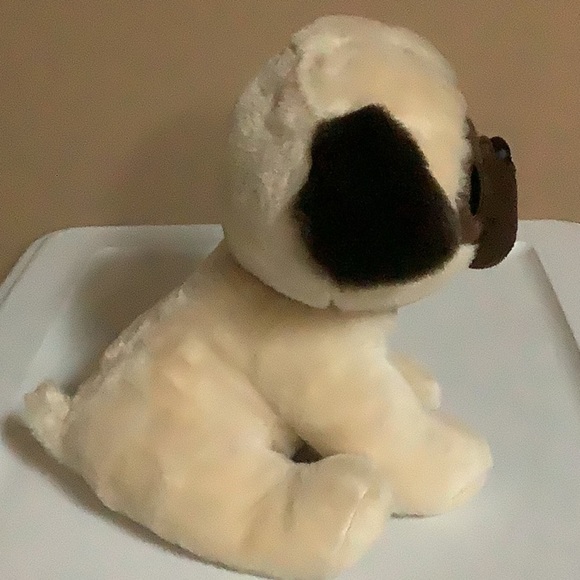 Classic TY Adorable Cream and Brown Pug Plush Toy. New With Tags - Picture 3 of 5